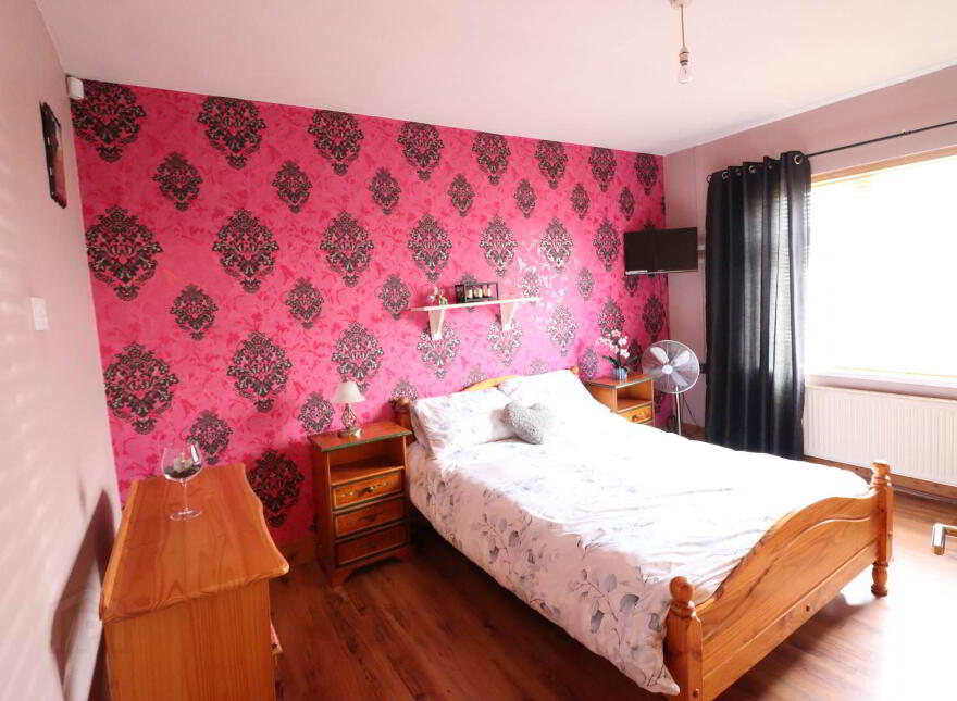 Carnmore West, Carnmore, H91E198