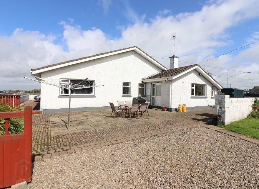 Carnmore West, Carnmore, H91E198