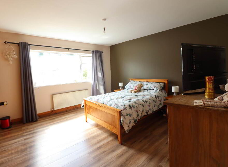 Carnmore West, Carnmore, H91E198