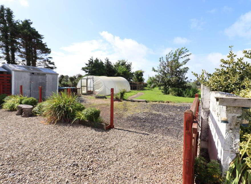 Carnmore West, Carnmore, H91E198