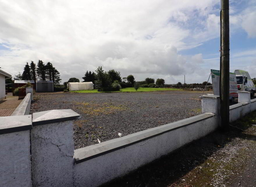 Carnmore West, Carnmore, H91E198