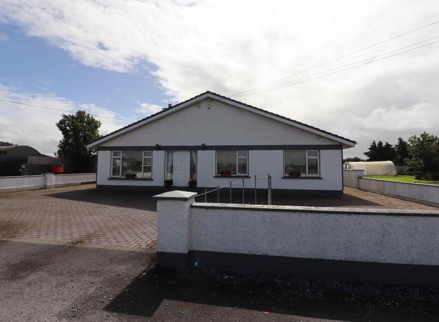 Carnmore West, Carnmore, H91E198