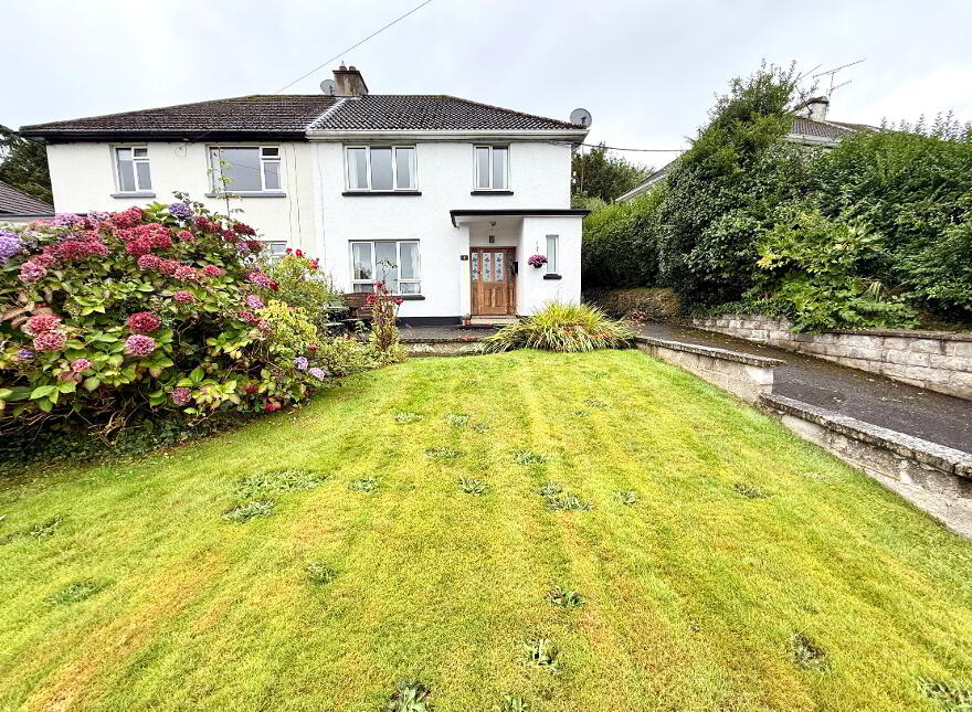 4 Prehen Park, Waterside, Derry, BT47 2NY