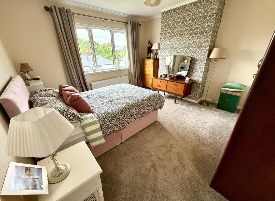 4 Prehen Park, Waterside, Derry, BT47 2NY