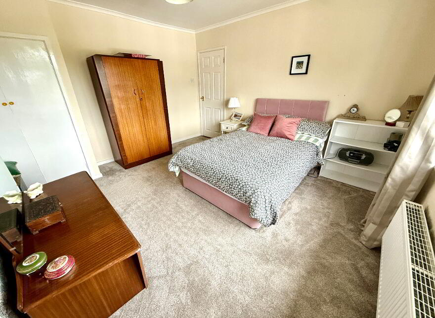 4 Prehen Park, Waterside, Derry, BT47 2NY
