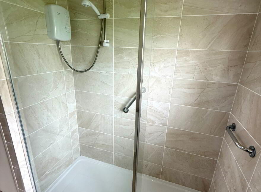 4 Prehen Park, Waterside, Derry, BT47 2NY
