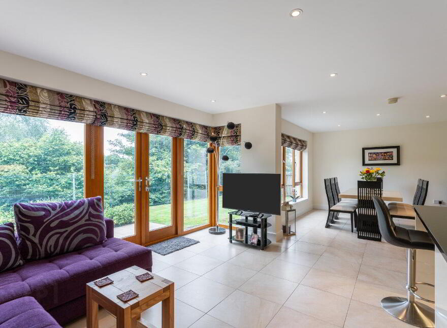 17 Helensview Park, Newtownards, BT23 4NY