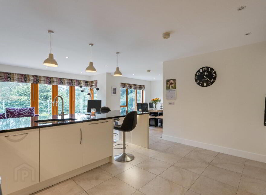 17 Helensview Park, Newtownards, BT23 4NY