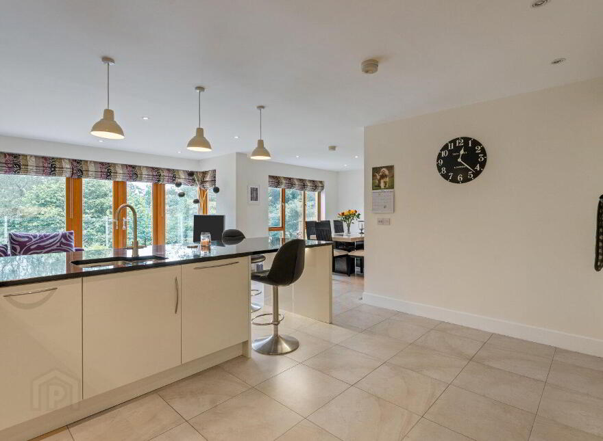 17 Helensview Park, Newtownards, BT23 4NY