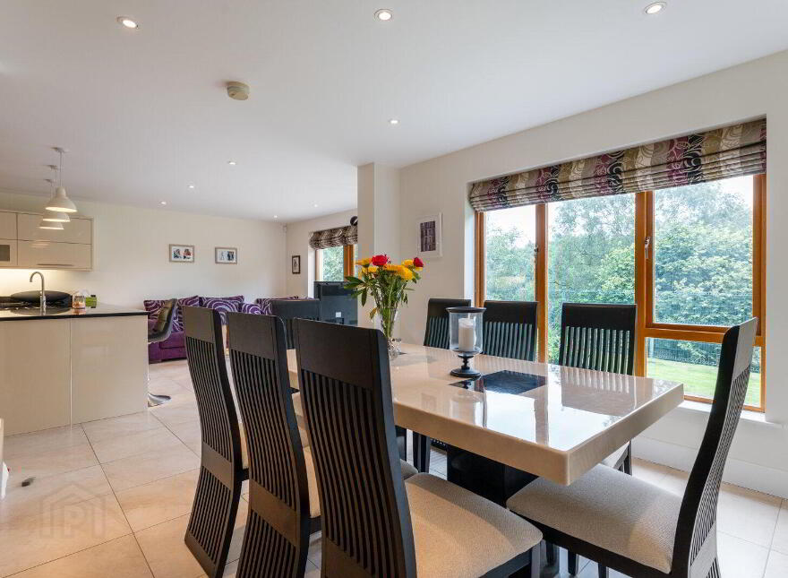 17 Helensview Park, Newtownards, BT23 4NY