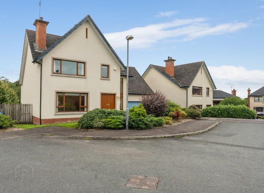 17 Helensview Park, Newtownards, BT23 4NY