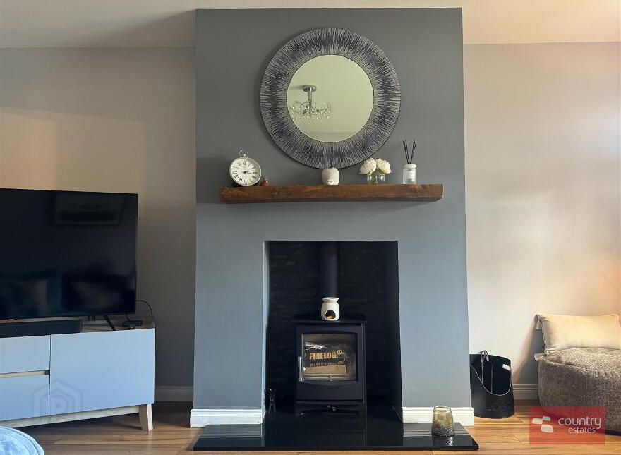 28 Henryville Meadows, Ballyclare, BT39 9FY