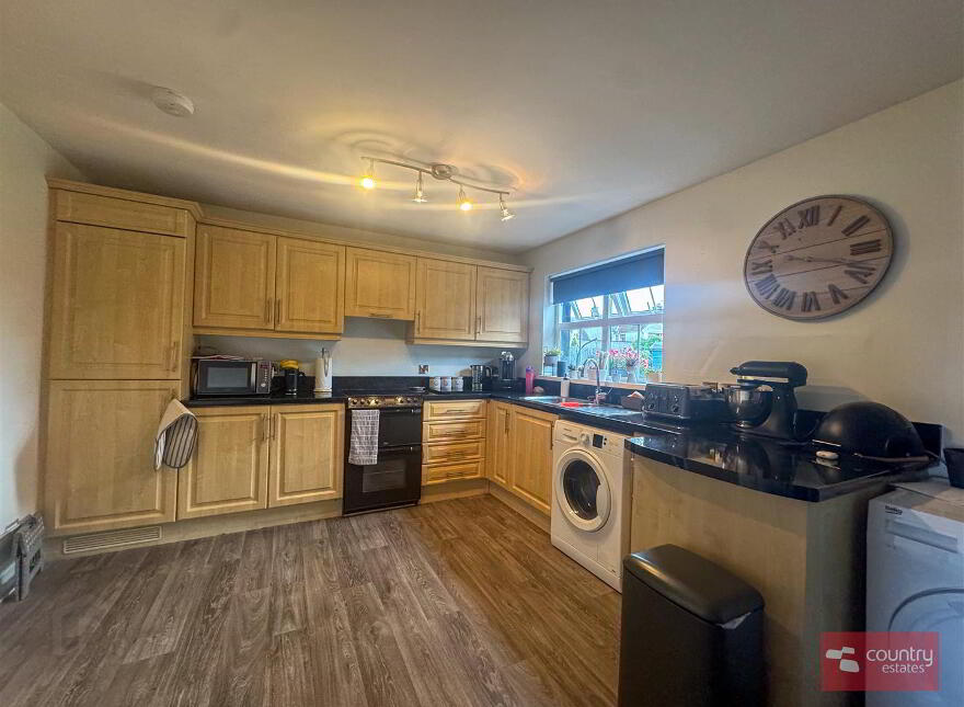 28 Henryville Meadows, Ballyclare, BT39 9FY