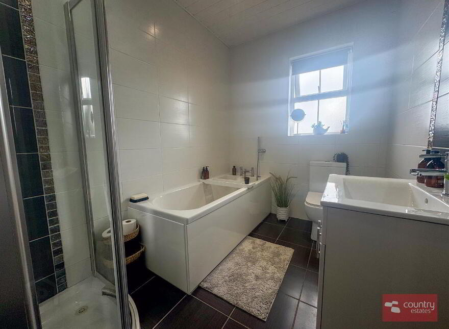 28 Henryville Meadows, Ballyclare, BT39 9FY