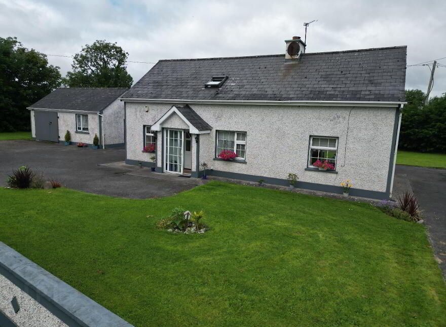 Briarfield, Four Mile House, Roscommon, F42VF88 photo