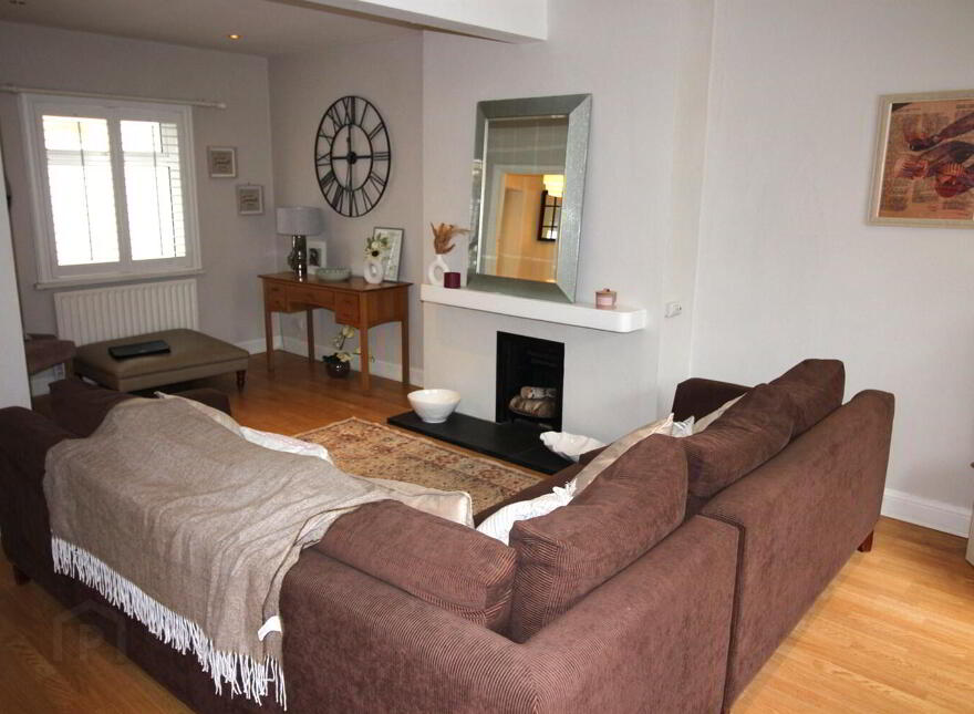 12 Weston Drive, Belfast, BT9 7JF photo