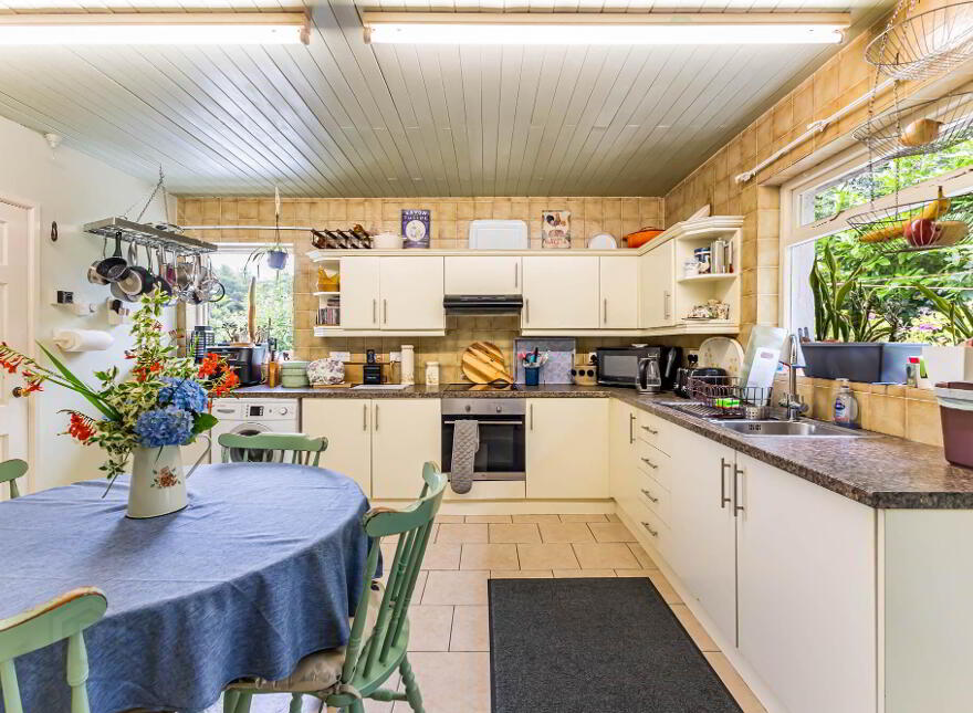 45 Ballycarngannon Road, Lisburn, BT27 6YA