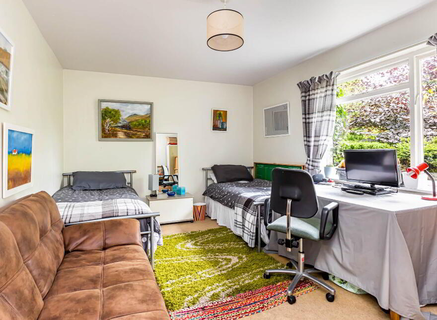 45 Ballycarngannon Road, Lisburn, BT27 6YA