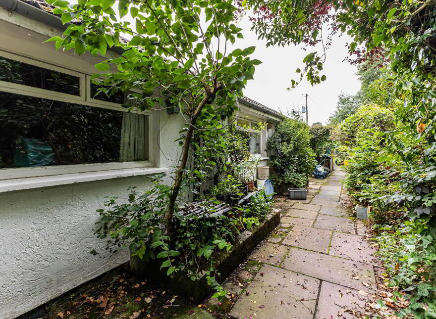 45 Ballycarngannon Road, Lisburn, BT27 6YA