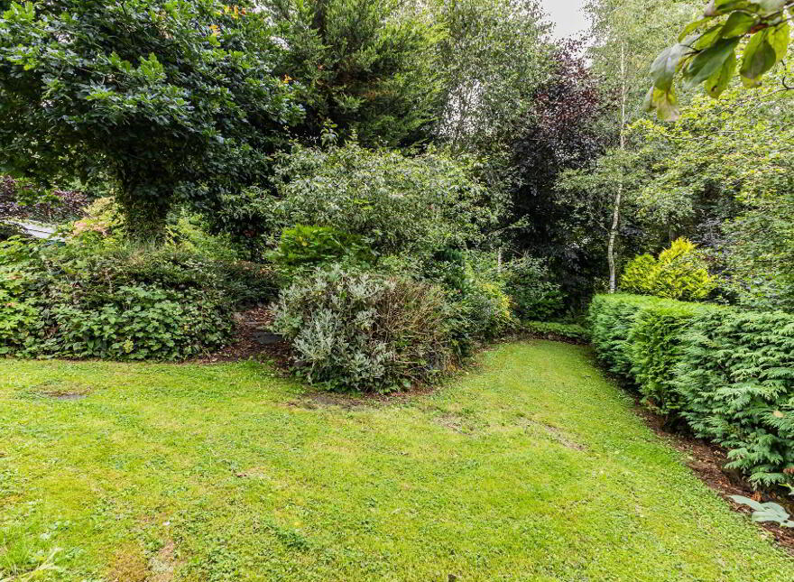 45 Ballycarngannon Road, Lisburn, BT27 6YA