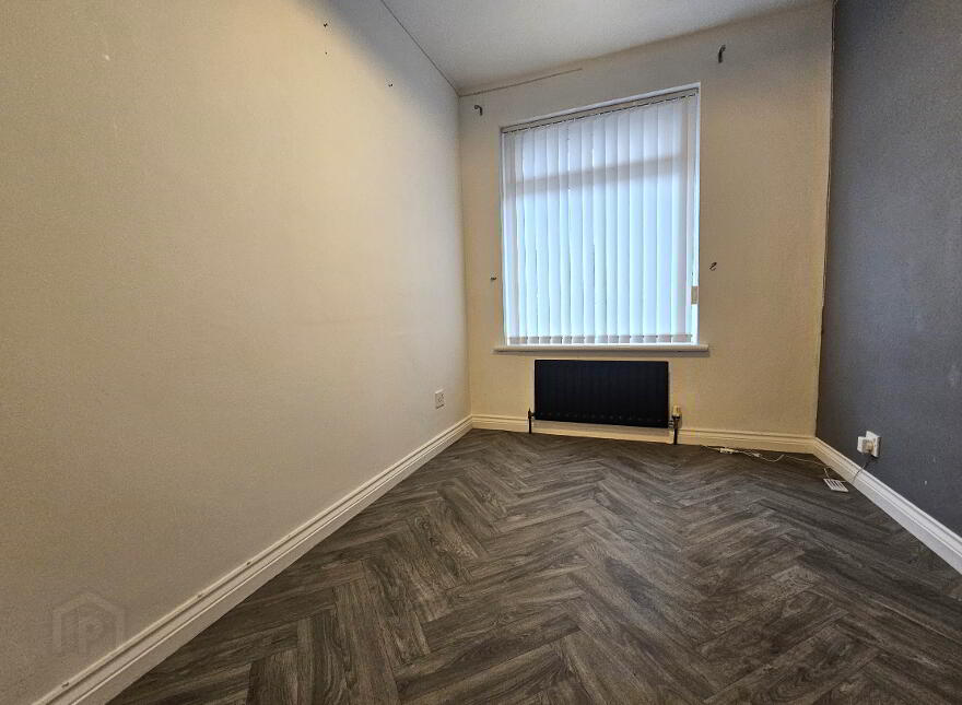 29 Oriel Park, Parkhall, Antrim, BT41 1ES