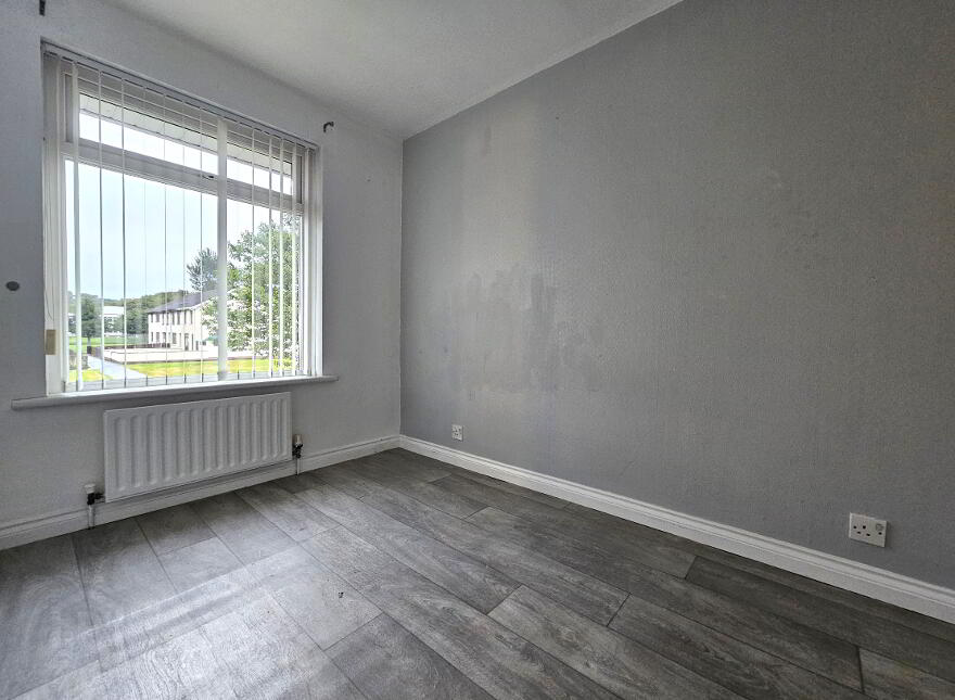29 Oriel Park, Parkhall, Antrim, BT41 1ES
