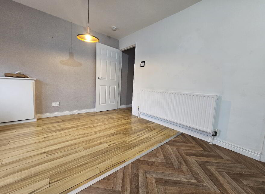 29 Oriel Park, Parkhall, Antrim, BT41 1ES
