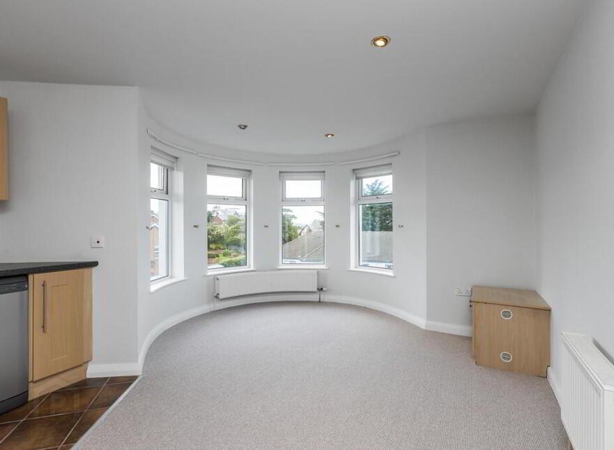18 Ballyholme View, Seacliff Road, Ballyholme, Bangor, BT20 5HT