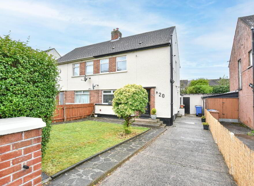 20 Abbey Mount, Bangor, BT20 4DB photo