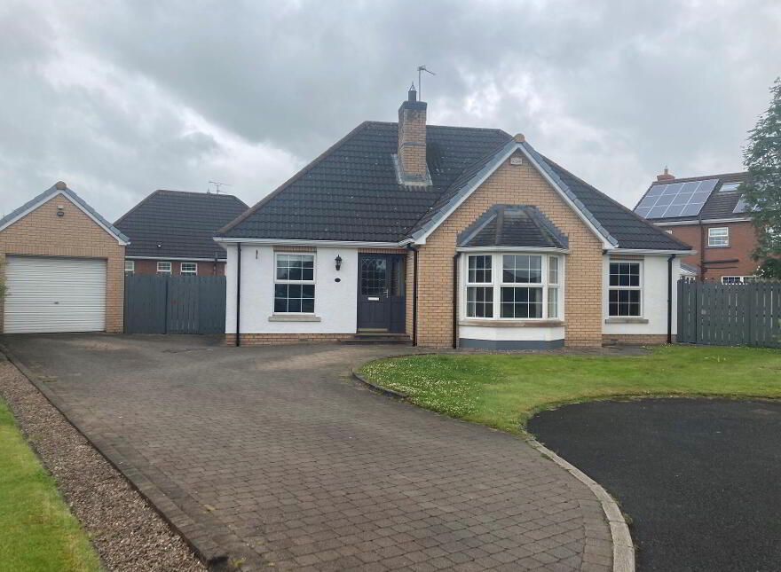 51 Knockantern Grove, Coleraine, BT52 1NG photo