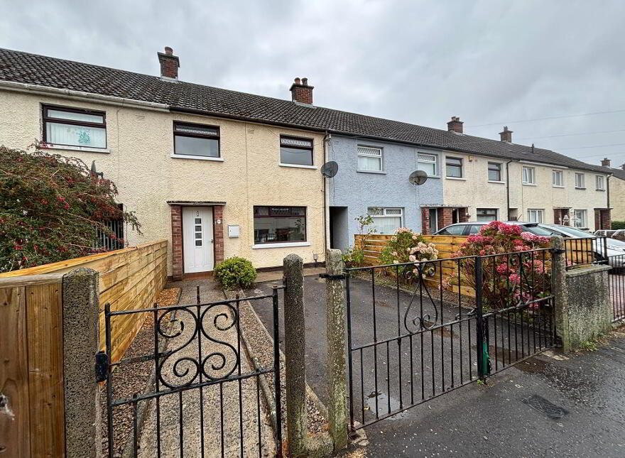 21 Downshire Park East, Belfast, BT6 9JP photo
