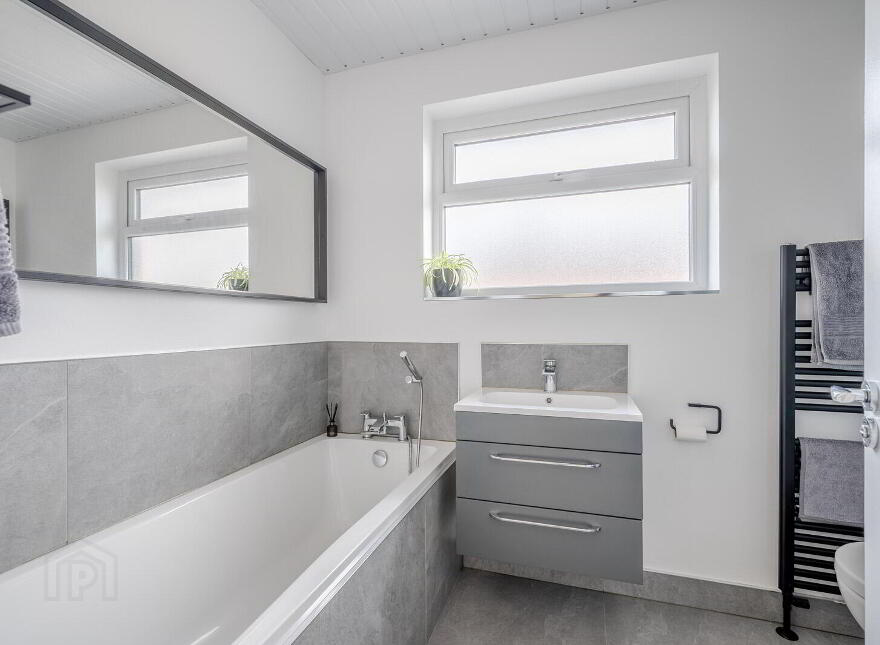103 Princess Gardens, Holywood, BT18 0PW