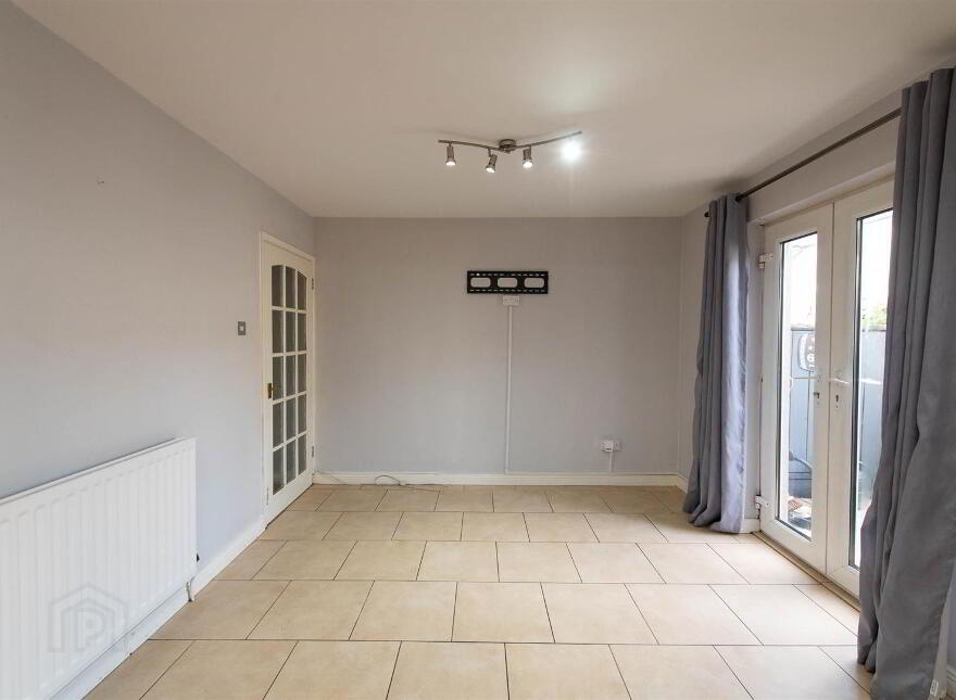 12 Dromore Street, Banbridge, BT32 4BS