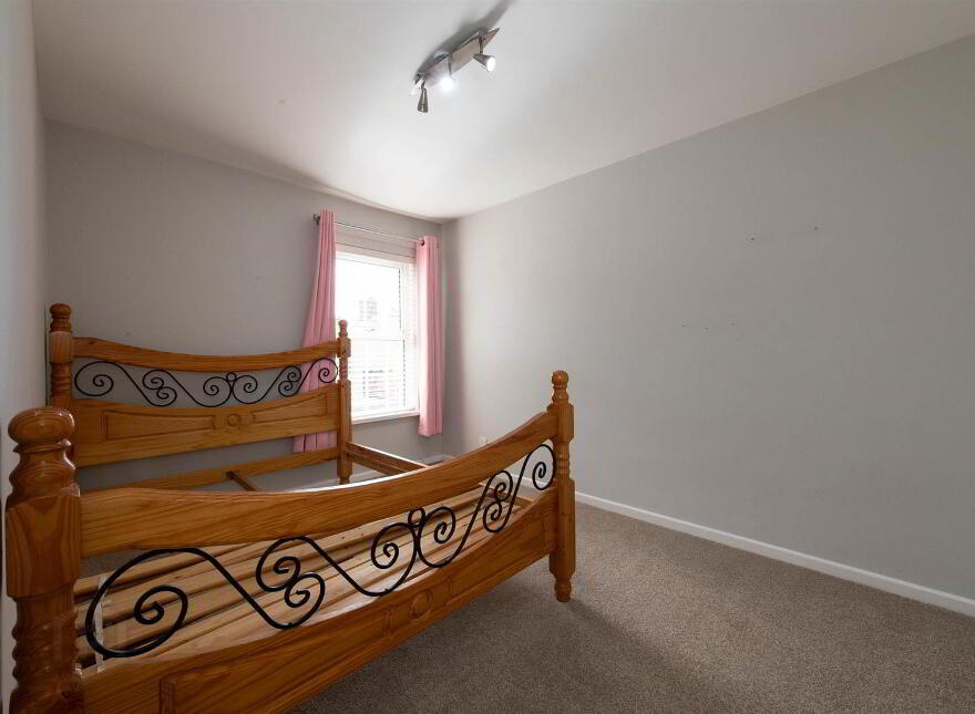 12 Dromore Street, Banbridge, BT32 4BS