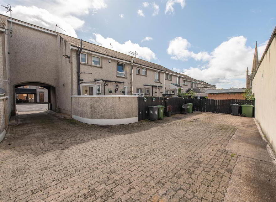 12 Dromore Street, Banbridge, BT32 4BS