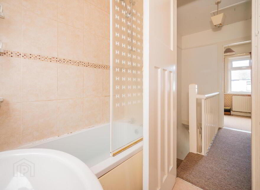 97 Strandburn Drive, Belfast, BT4 1NB