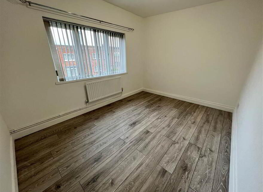 25b Cooneen Way, Cregagh Estate, Belfast, BT6 0EF