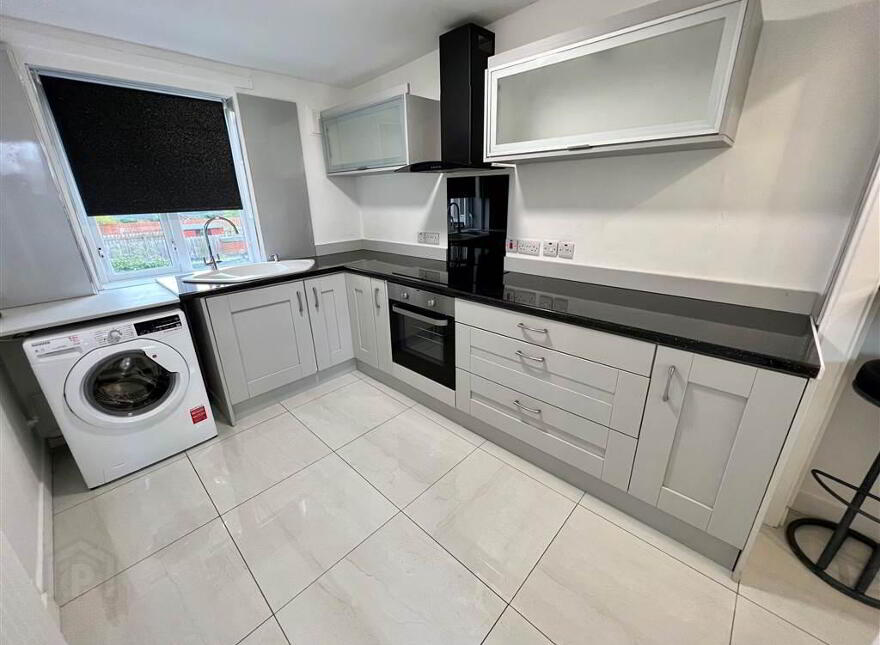 25b Cooneen Way, Cregagh Estate, Belfast, BT6 0EF