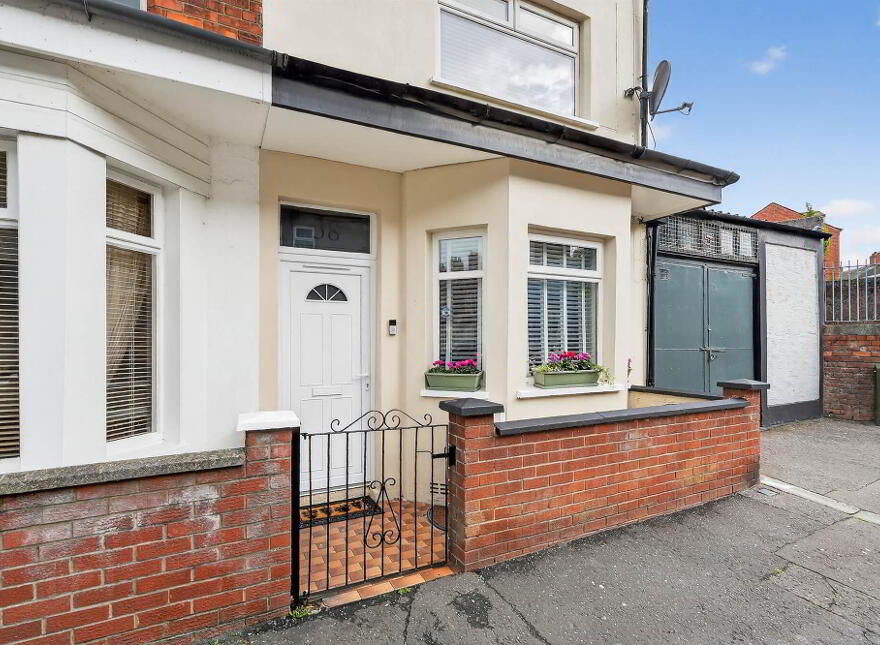 38 Moorfield Street, Belfast, BT5 5BY