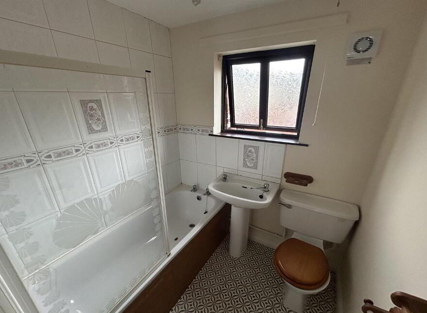 1a Hopefield Avenue, Belfast, BT15 5AP