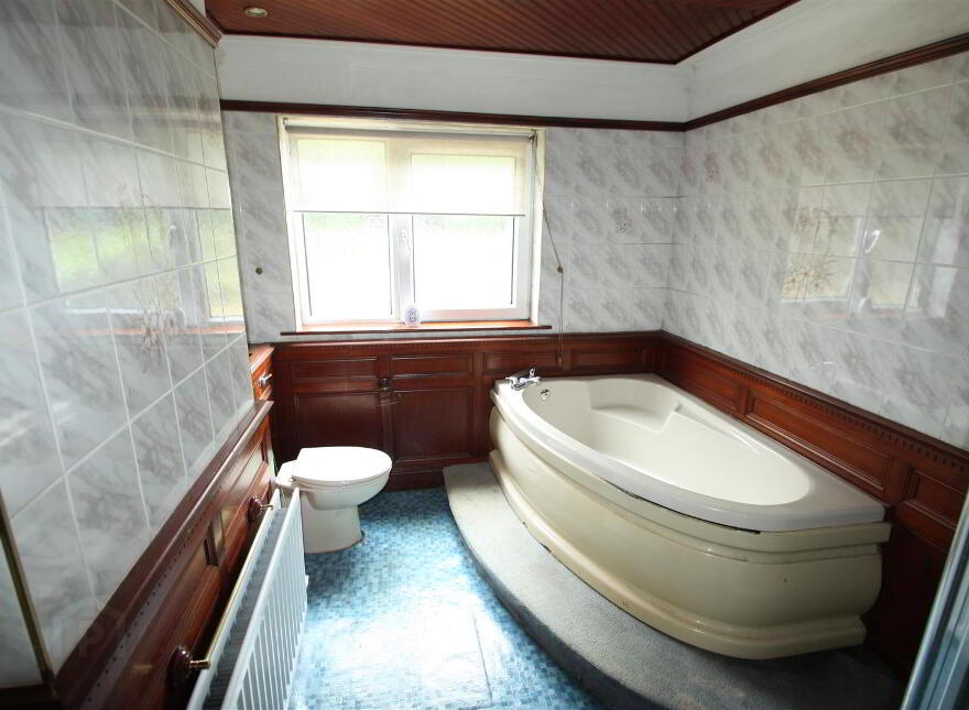 27 Hillcrest Drive, Ballynahinch, BT24 8HE