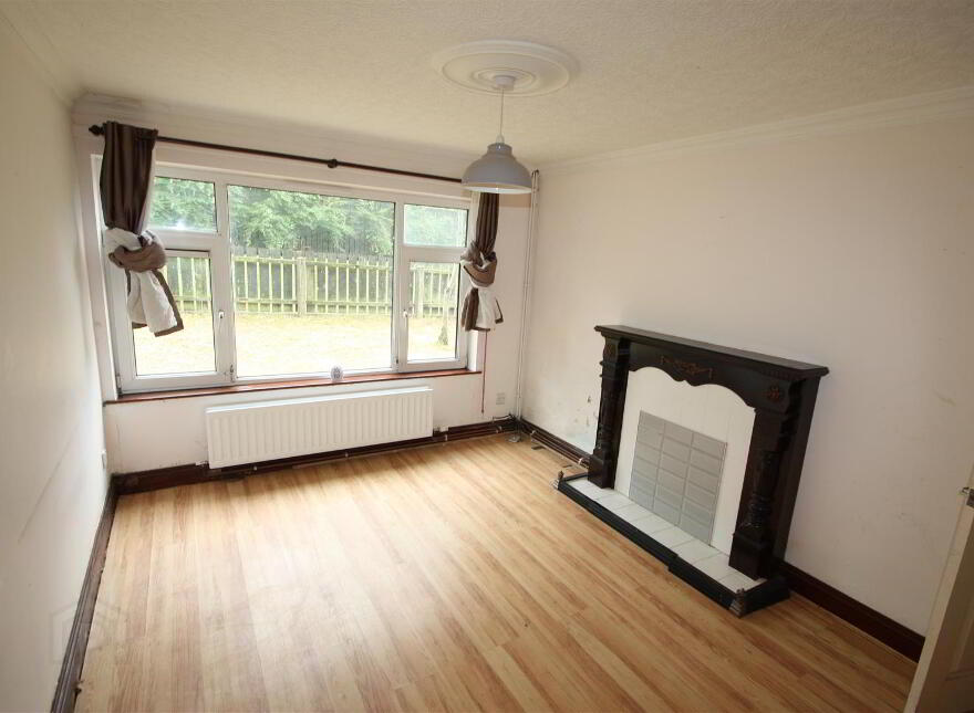 27 Hillcrest Drive, Ballynahinch, BT24 8HE