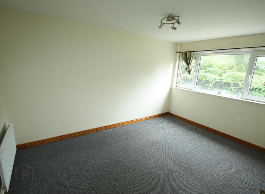 27 Hillcrest Drive, Ballynahinch, BT24 8HE
