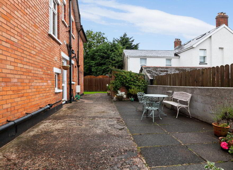 77 North Circular Road, Belfast, BT15 5FE