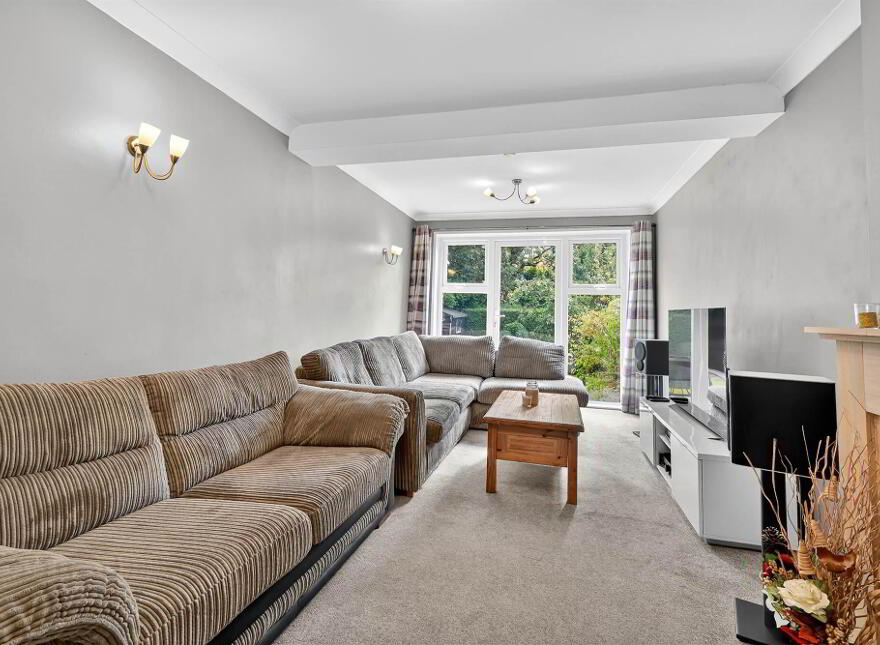 7 Tillysburn Drive, Off Holywood Road, Belfast, BT4 2PE