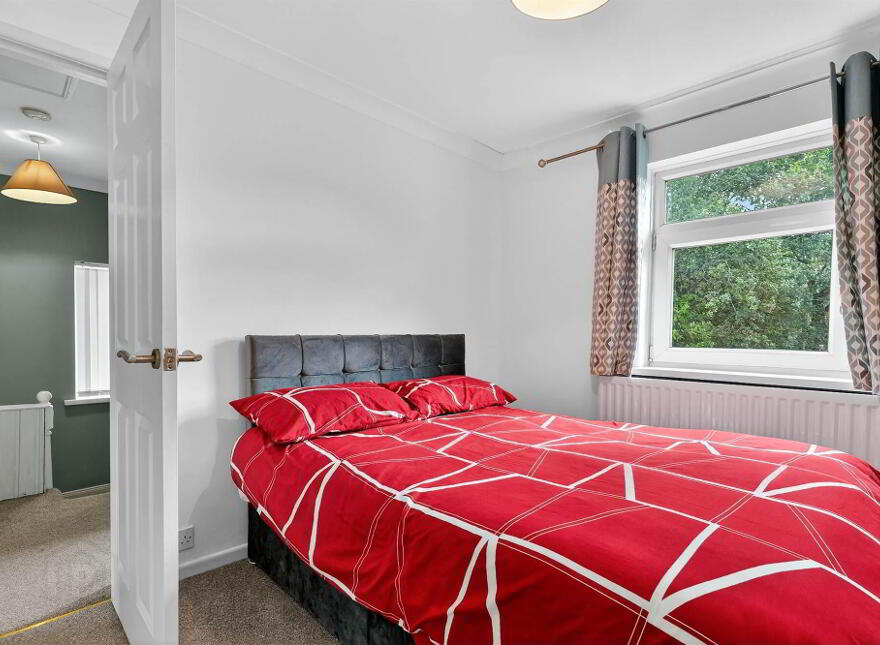7 Tillysburn Drive, Off Holywood Road, Belfast, BT4 2PE