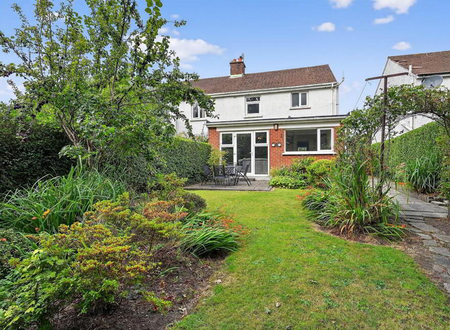 7 Tillysburn Drive, Off Holywood Road, Belfast, BT4 2PE