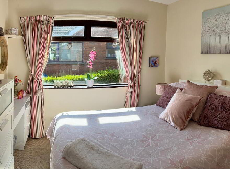 22 Brooklands Crescent, Whitehead, BT38 9SW