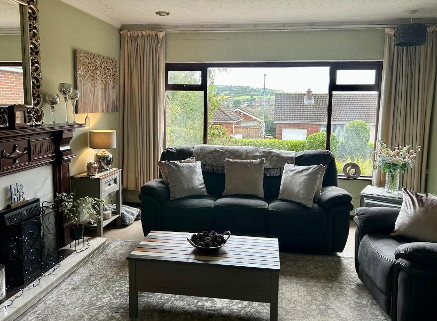 22 Brooklands Crescent, Whitehead, BT38 9SW