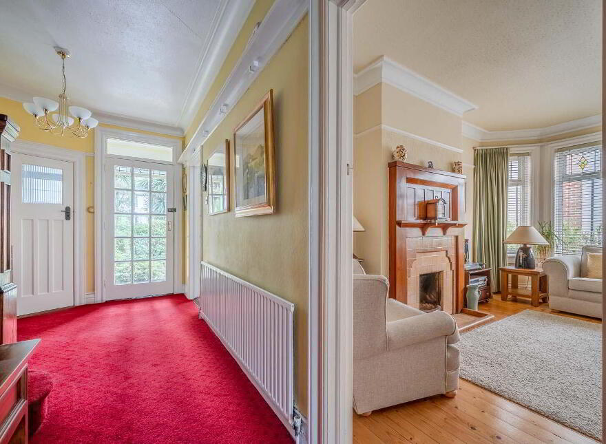 135 Groomsport Road, Bangor, BT20 5NS
